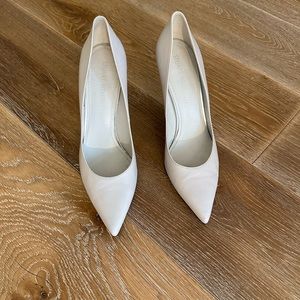 Stuart Weitzman Ivory Pumps